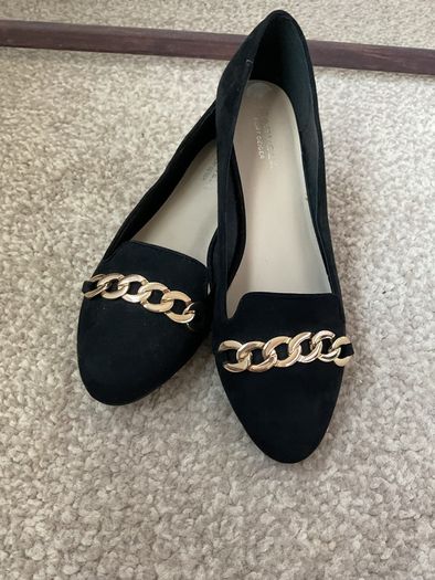 Brand new size 40 black suede shoes with gold chain detail carvela