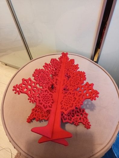 Red christmas tree and gems