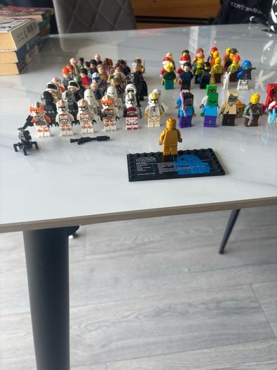 Lego Mini Figures