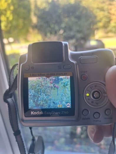 Kodak EasyShare Z740 digital bridge camera
