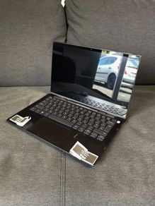 Dell inspiron i7 11th gen TOUCHSCREEN