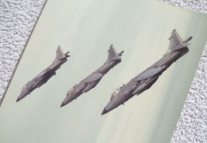 ROYAL NAVY (photoprints x 5) - Sea Harrier fighter jets, F174 Frigate & aircraft carrier deck with aircraft (1980's / 1990's)