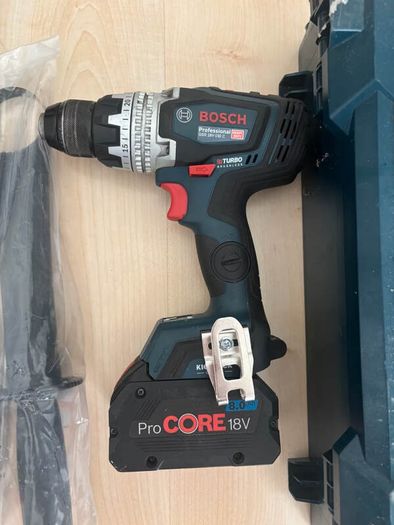 Bosch Professional GSB 18V-150 C BITURBO Set, 4 batteries
