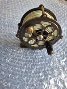 Vintage Pflueger Progress 80 Fly Reel