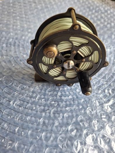 Vintage Pflueger Progress 80 Fly Reel