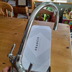 Kitchen mixer tap