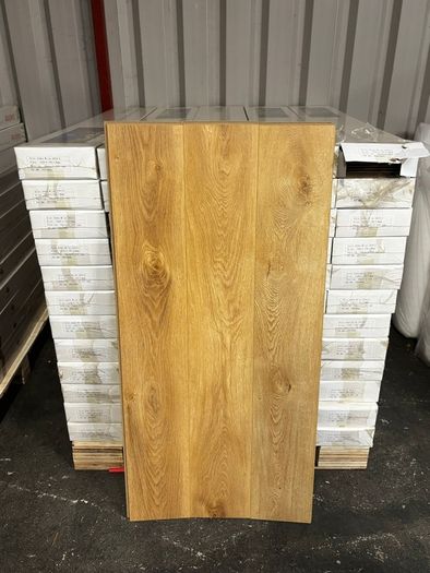 New Laminated flooring