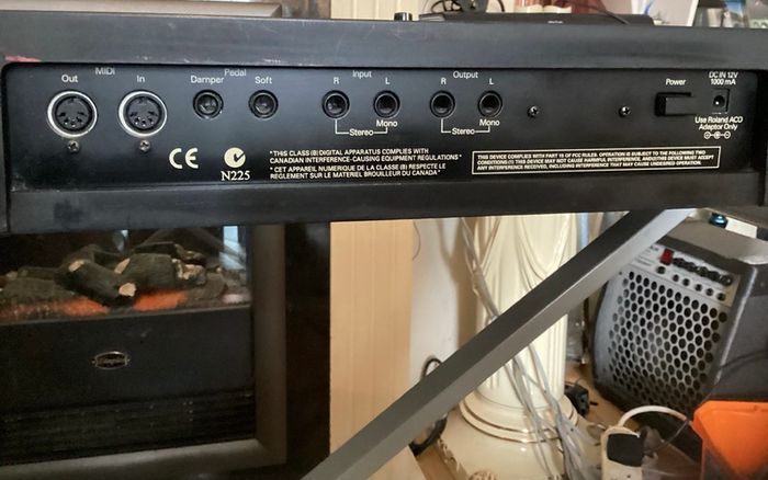 Roland Digital keyboard Piano (76 weight keys) in good condition