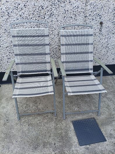 4 garden chairs