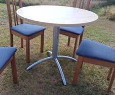 Dining table and 4 chairs