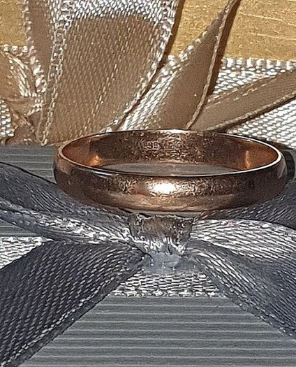 Vintage Soviet 14K Yellow Gold Wedding Band