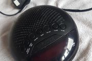 Digital alarm clock radio