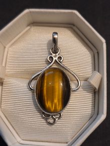 925 Sterling Silver Tigers Eye Pendant