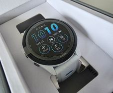 Garmin Forerunner 265 GPS Watch
