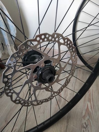 Mountain bike wheels 12 speed.
