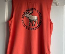 Boys Abercrombie & Fitch tshirt - age 9-10