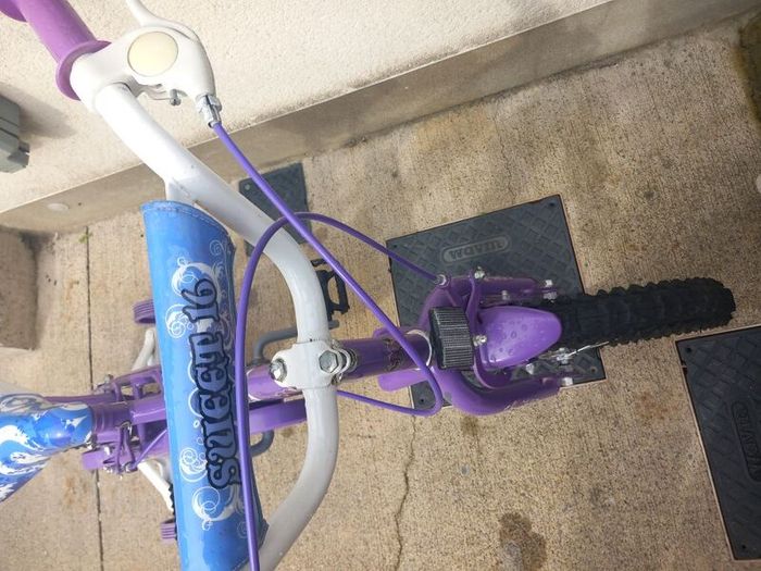 Kids sweet bike size 16 inch wheels