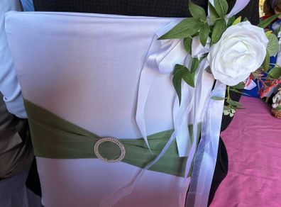 113 White Chair Covers 48 sage sashes