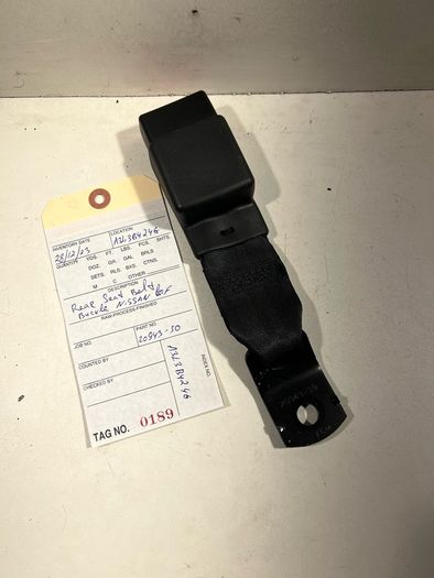 Nissan Leaf 2015 Right Driver Offside Rear Seat Belt Stalk 20943-30 A3l3b424g