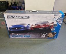 Scalextric Arc Air Set. Track Day Edition