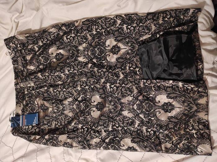 Brand New Marks & Spencers skirt