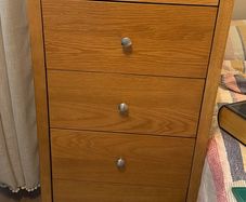 Chest of drawers