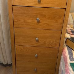 Chest of drawers