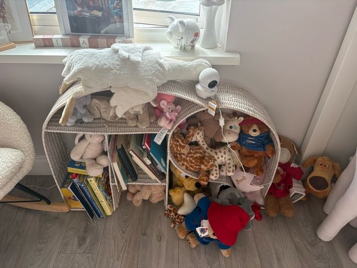 Elephant bookcase for nursery