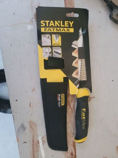 stanley saw with sheath.