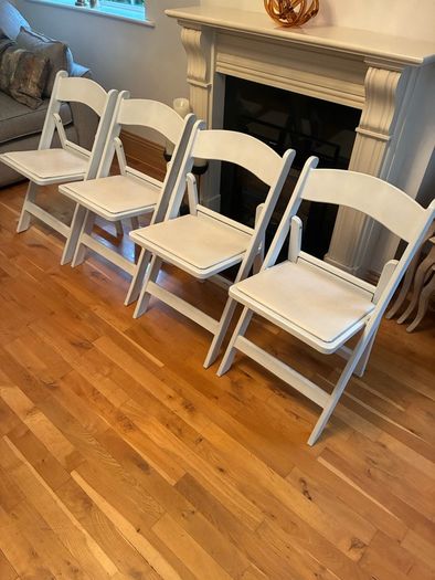 4 Folding Chairs