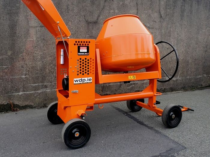 Cement mixer
