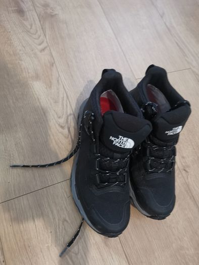 The North Face Shoes- Vectiv Fastpack Mid Futurelight