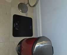 bathroom accessories
