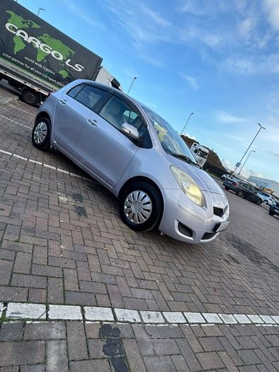 2010 Toyota Vitz