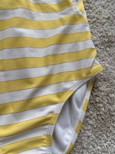 Carrement Beau swimsuit (10y/138cm)