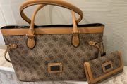 Beautiful GUESS Bag &amp; Matching Purse