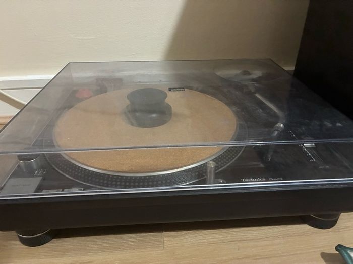 Technics 1210 MK2