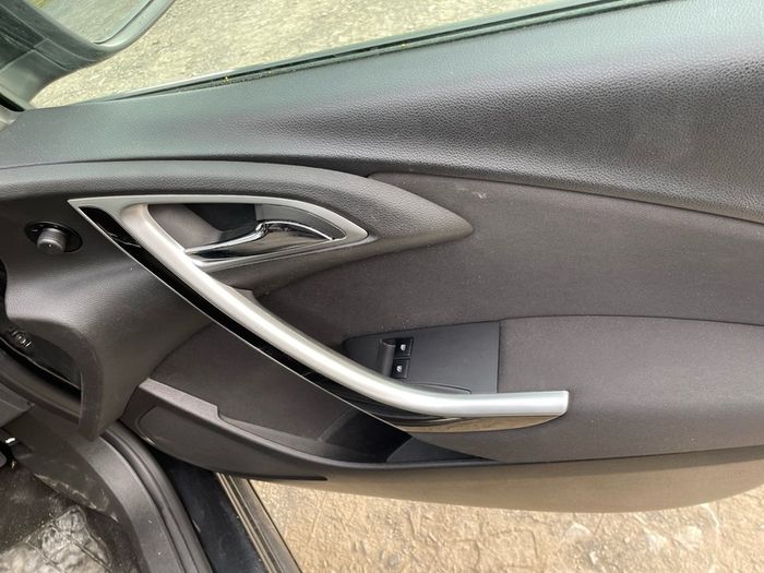 2013 Opel Vauxhall Astra  Breaking / Parts