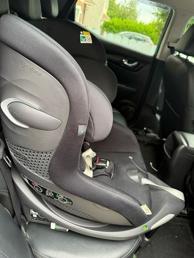 Cybex sirona GI i-size 360