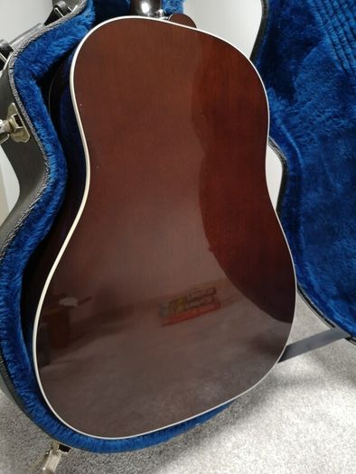 Gibson J-45
