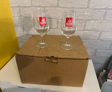 6 unused madri half pint glasses
