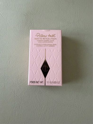 Charlotte Tilbury Pillow Talk matte revolution 1.1G lipstick