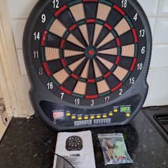 Electronic dartboard game