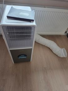 Portable air conditioning unit