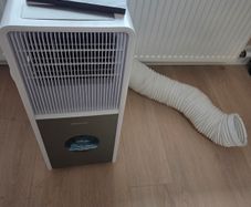 Portable air conditioning unit