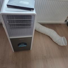 Portable air conditioning unit