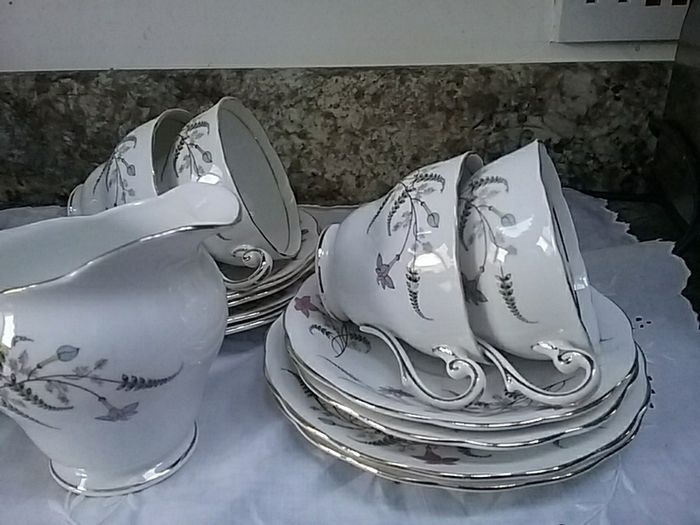 Part China Teaset Royal Standard