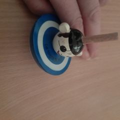 Mini spinning top