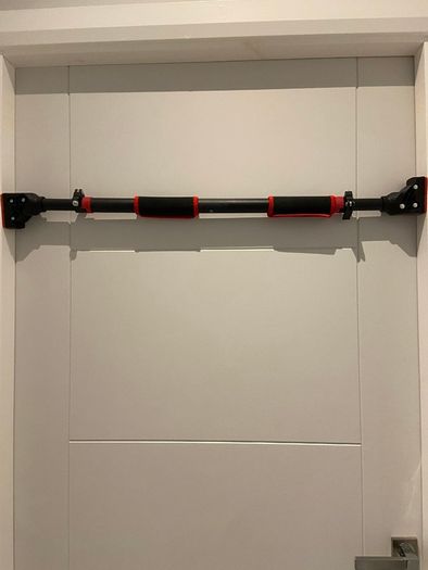 COREBOOST Adjustable Doorway Pull-Up / Chin-Up Bar + Resistance Bands & Gloves