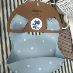 Mushie Silicone Bib